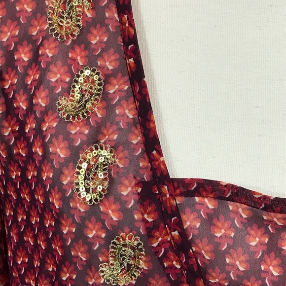 TravelSmith M Sheer tunic with sequined paisleys - Picture 4 of 8